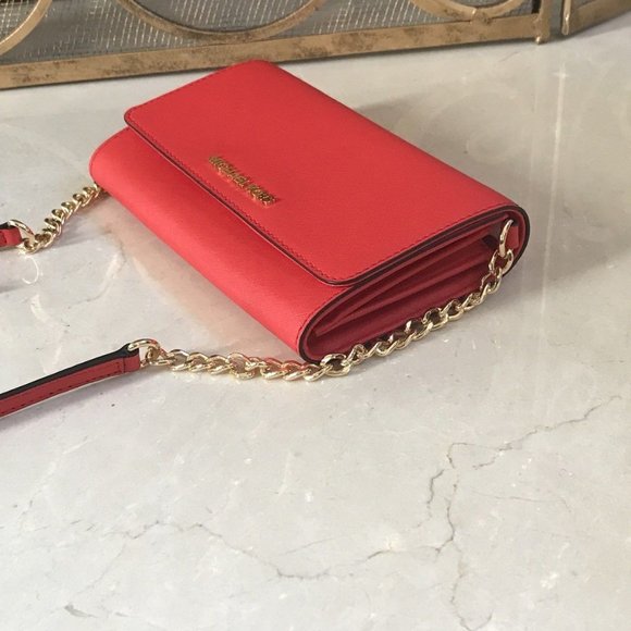 Michael Kors Jet Set Travel Large Phone Brown Leather Cross Body Bag - Picture 5 of 8